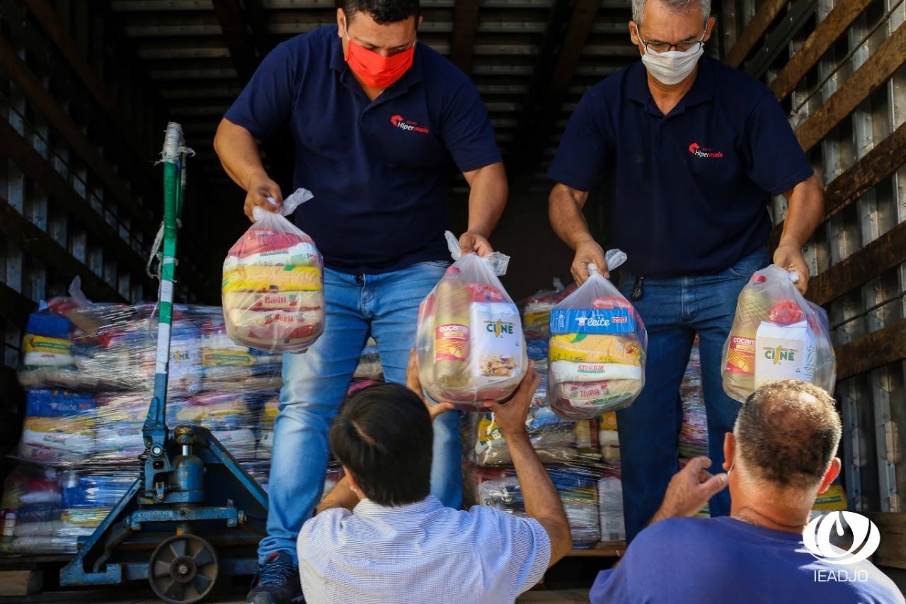 Assembleia de Deus em Joinville distribuiu quase 30 toneladas de alimentos!