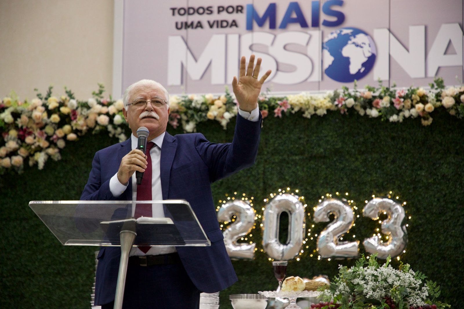 AD Floripa desenvolve projeto evangelístico e alcança mil almas. 